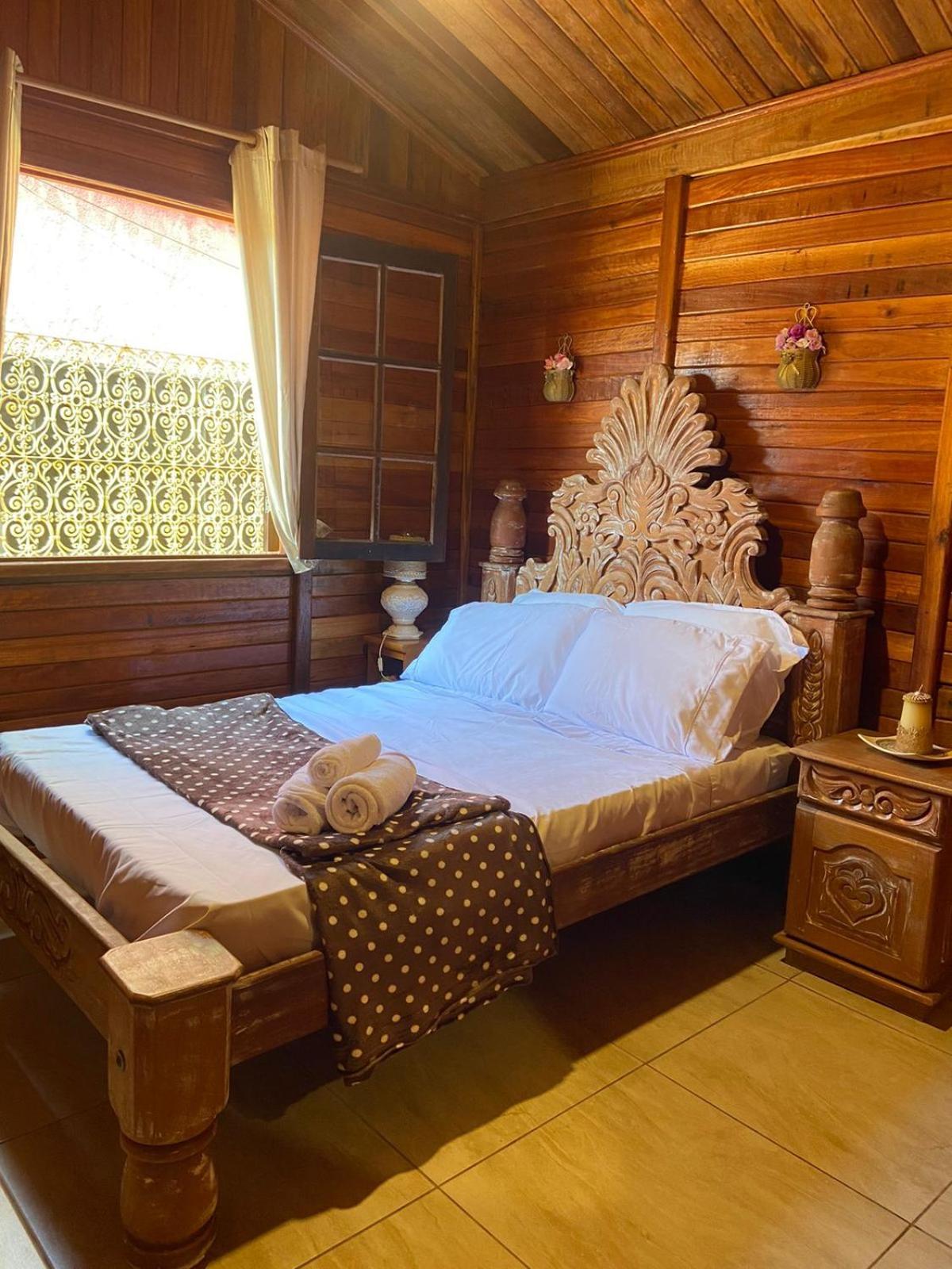 Cabana Com Jacuzzi Em Guararema Esterno foto